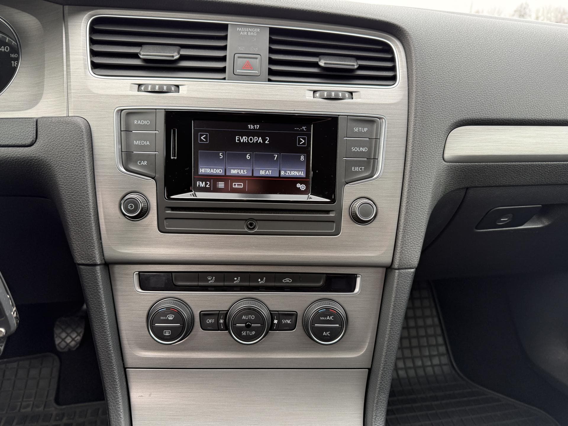 2014 Volkswagen GOLF - 12