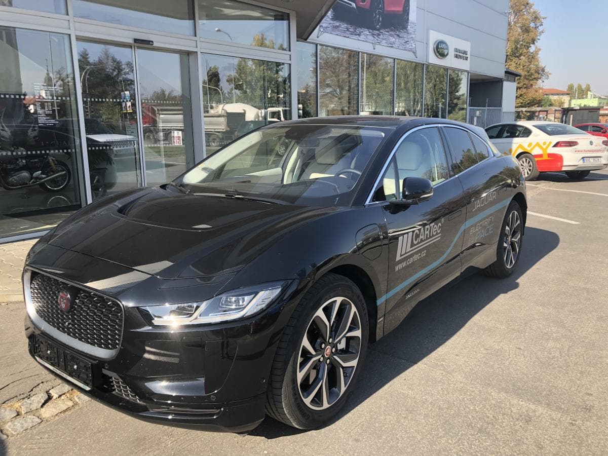 Jaguar I-PACE - 3