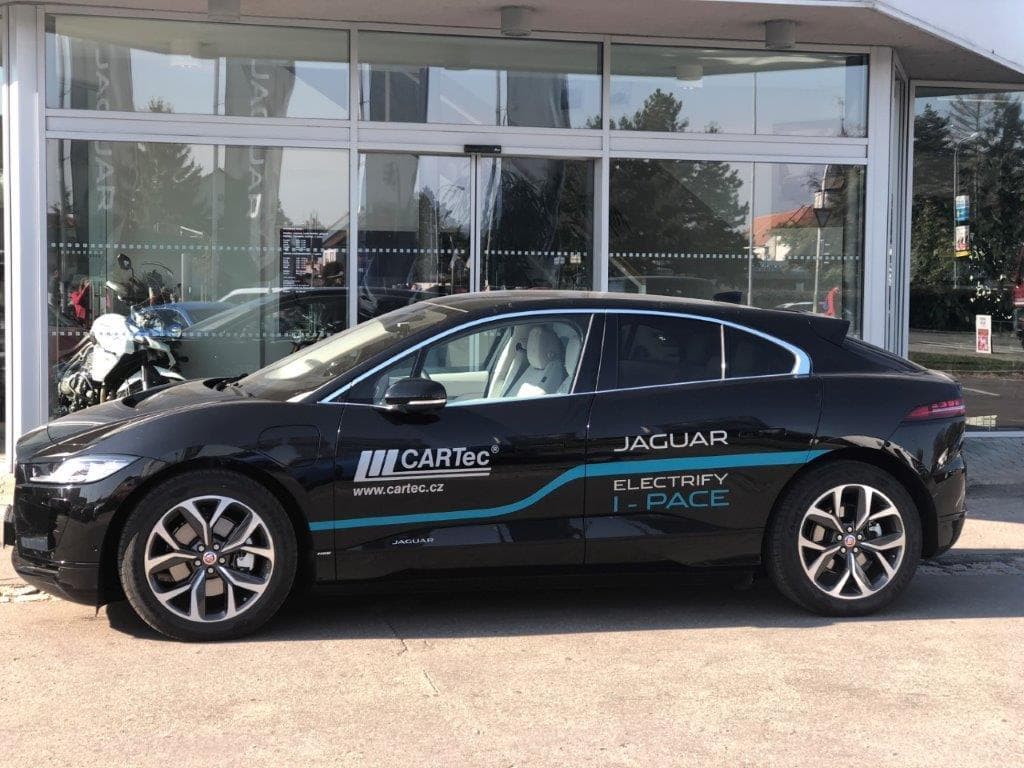 Jaguar I-PACE - 8