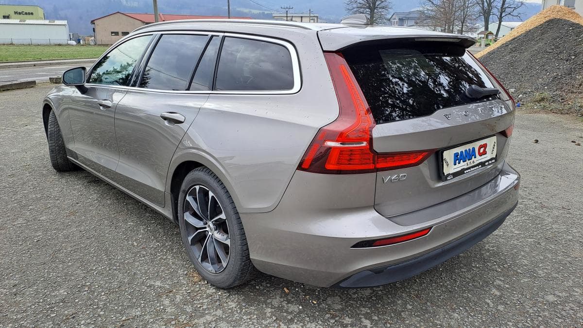 2018 Volvo V60 - 5