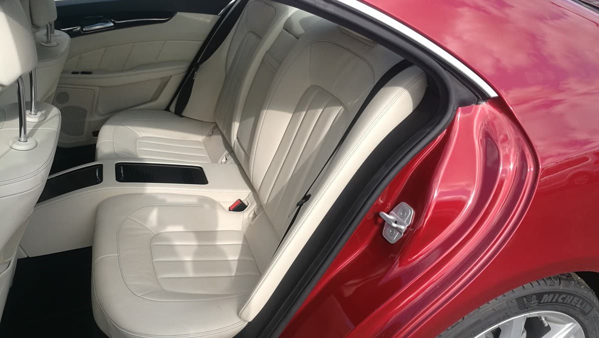 Mercedes-Benz Cls - 10