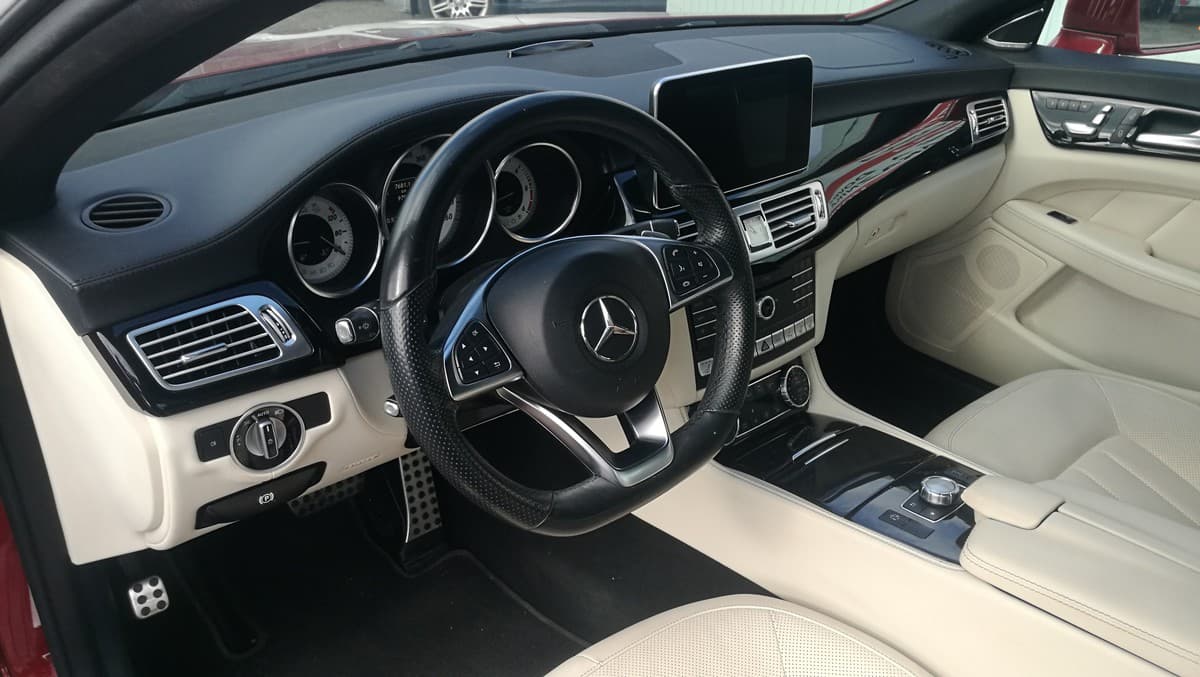 Mercedes-Benz Cls - 8