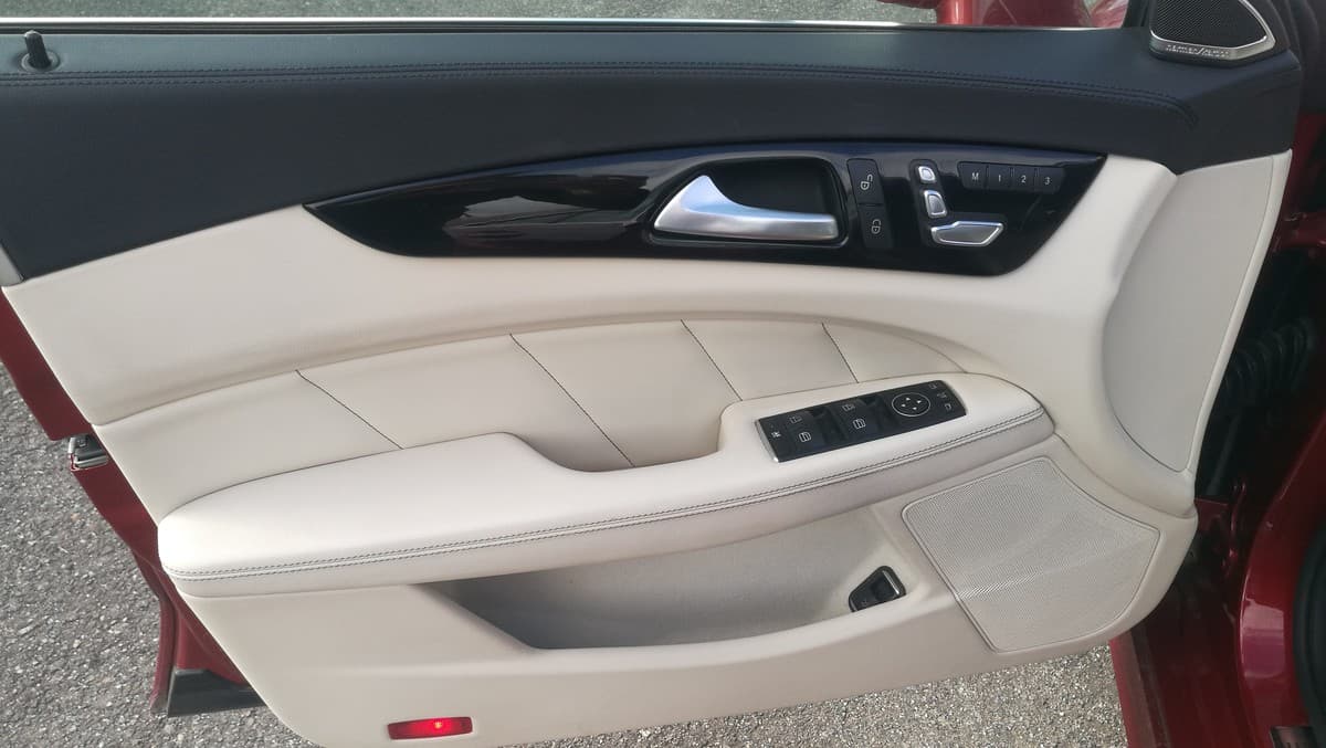 Mercedes-Benz Cls - 9