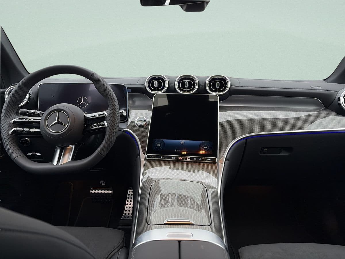 Mercedes-Benz GLC - 11