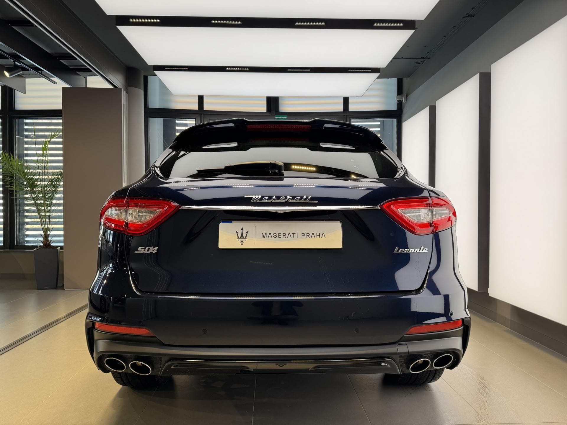 Maserati LEVANTE - 7
