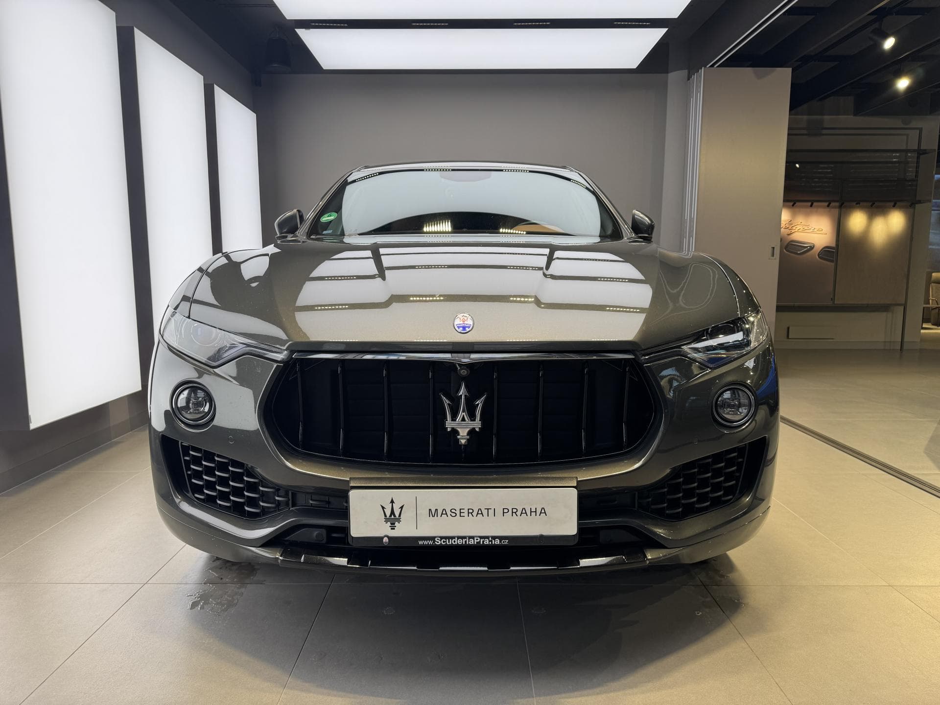 Maserati LEVANTE - 2