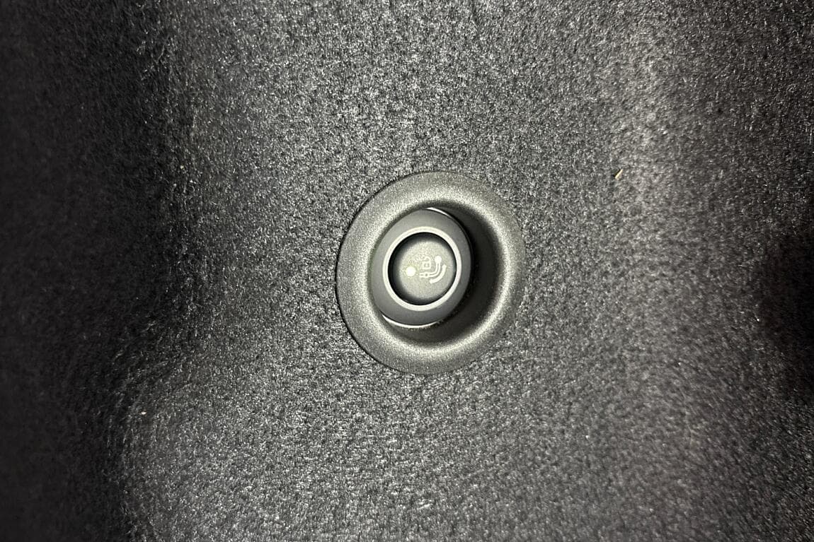 2024 BMW 2-Series - 11