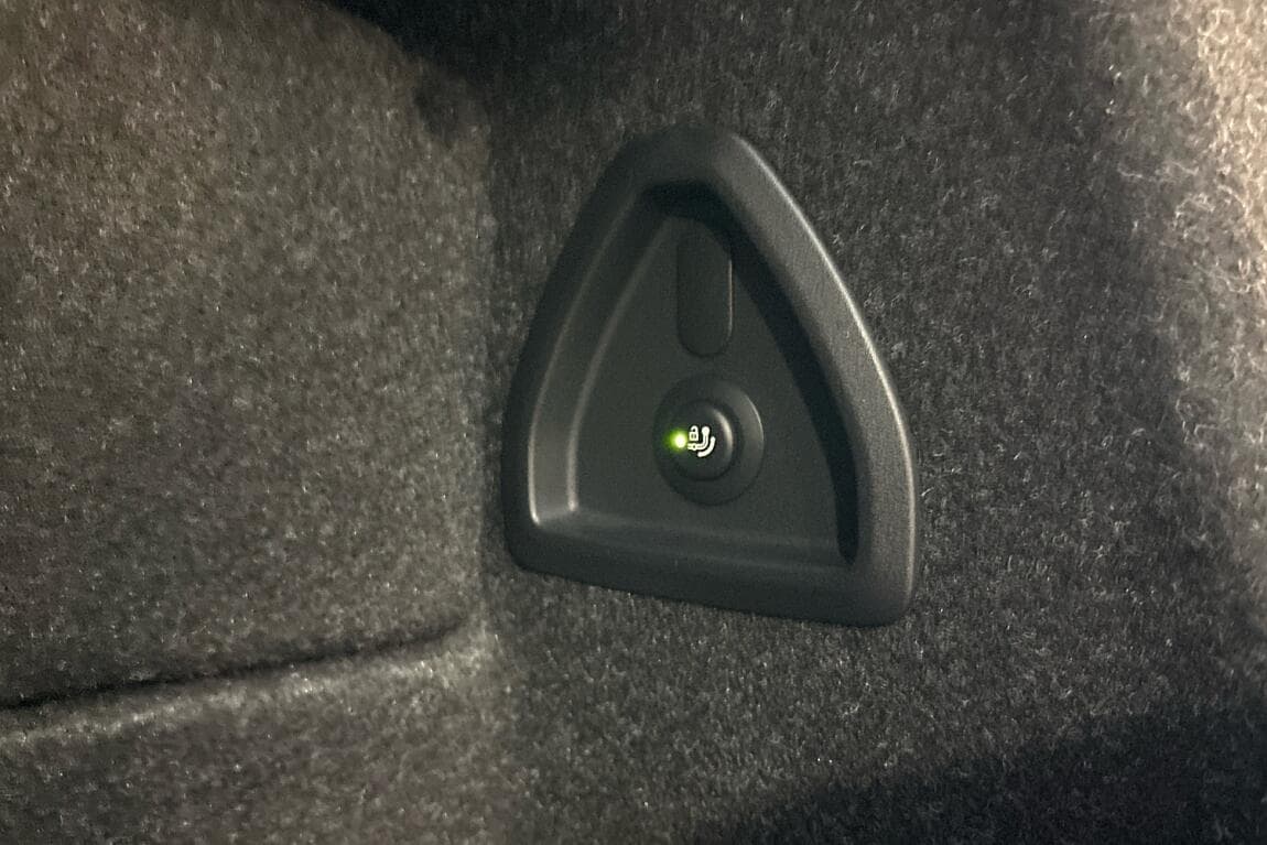 2024 BMW 5-Series - 11