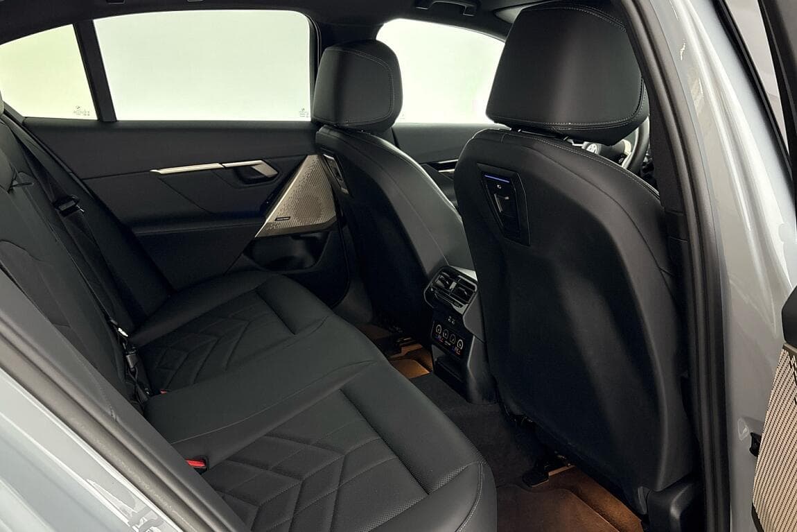 2024 BMW 5-Series - 12