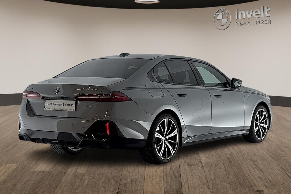 2024 BMW 5-Series - 3