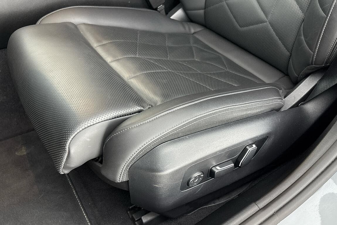 2024 BMW 5-Series - 7