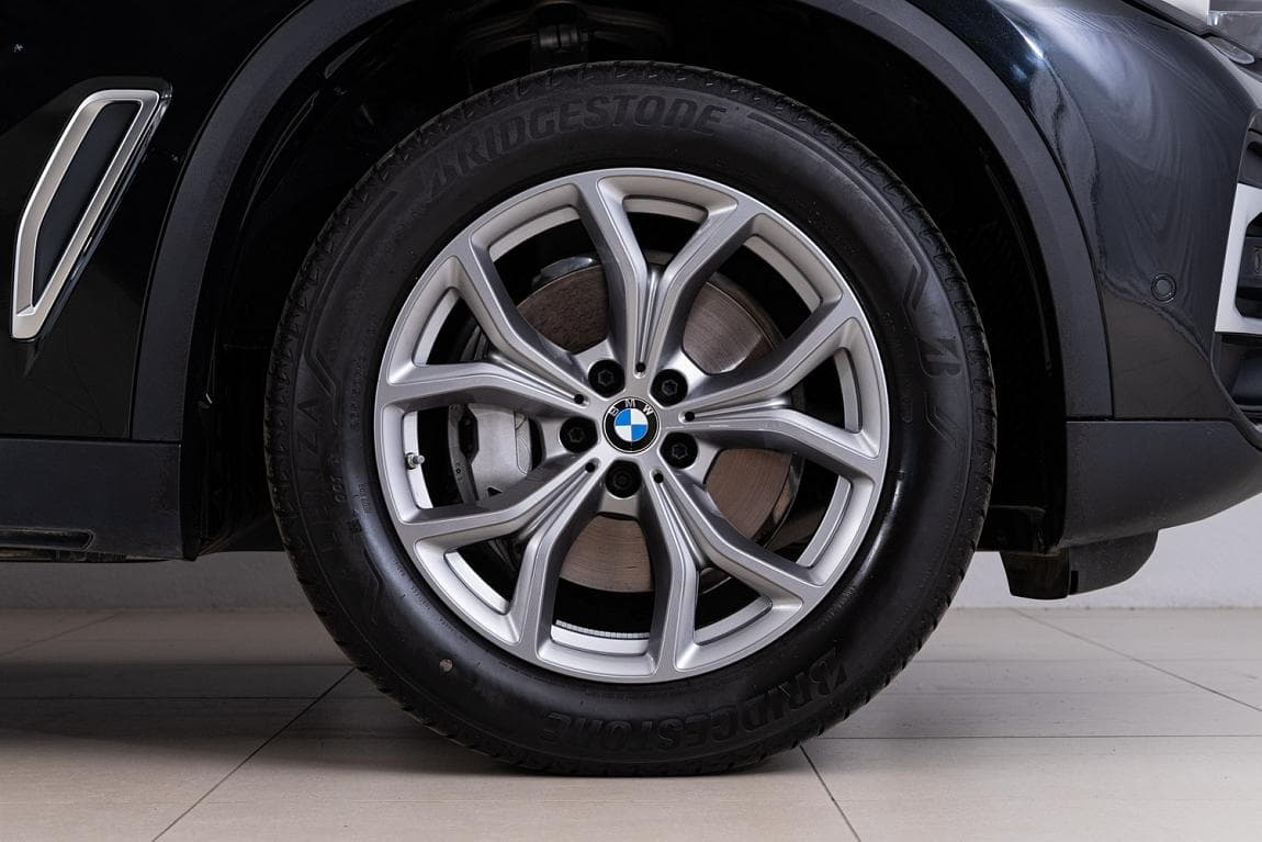 2023 BMW X5 - 7