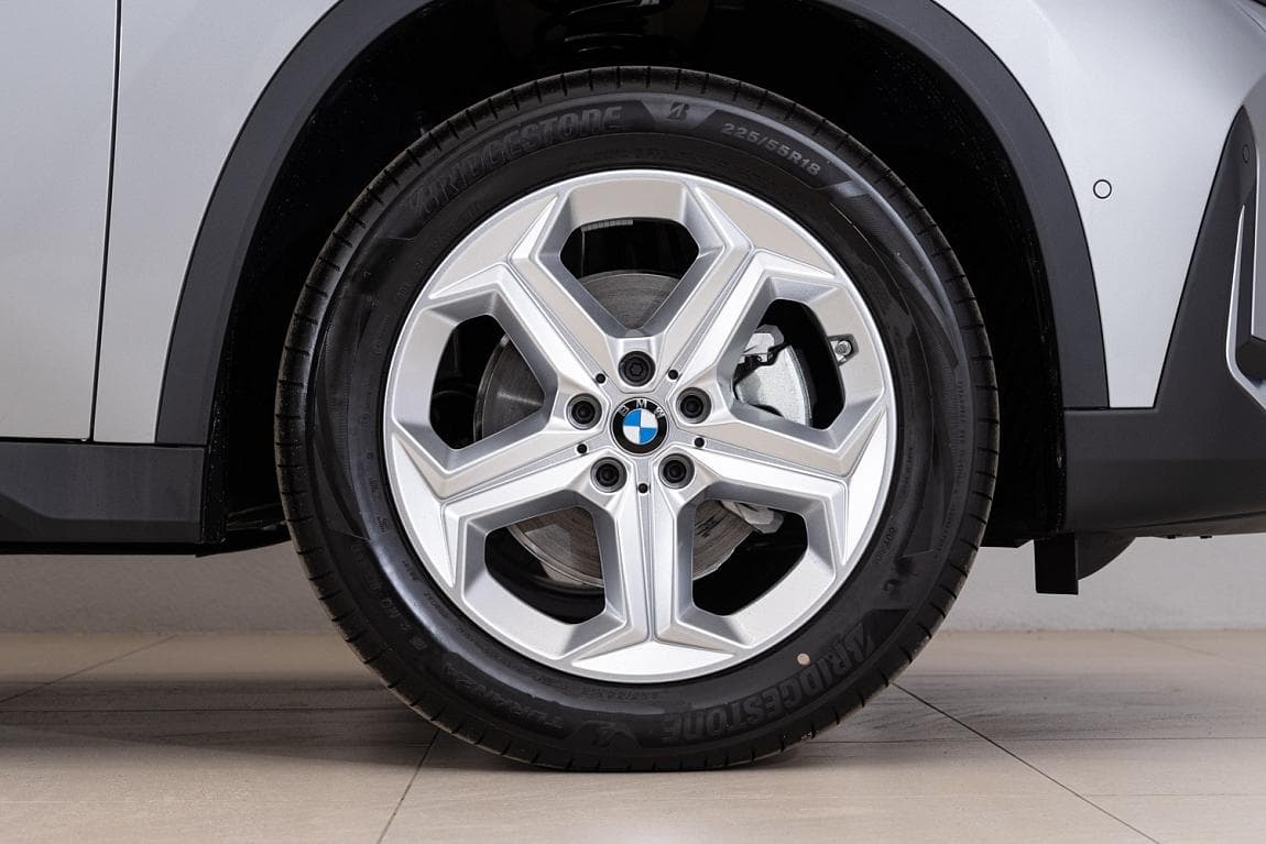 2024 BMW X1 - 6
