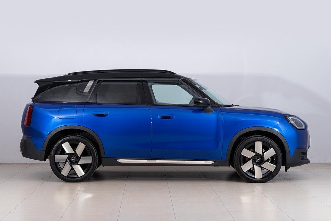 2024 Mini COUNTRYMAN - 2