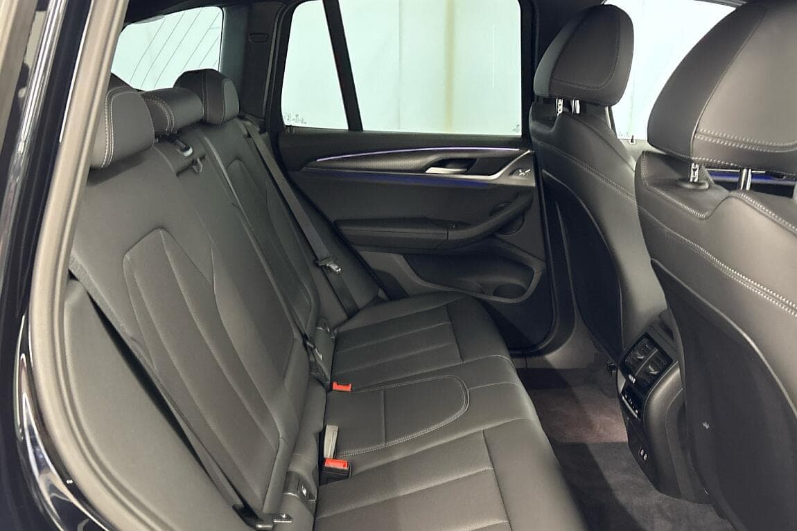 2024 BMW X3 - 12