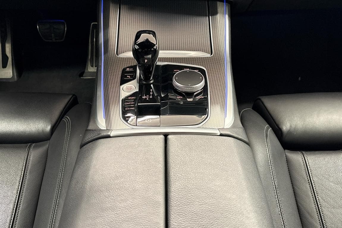 2022 BMW X5 - 12