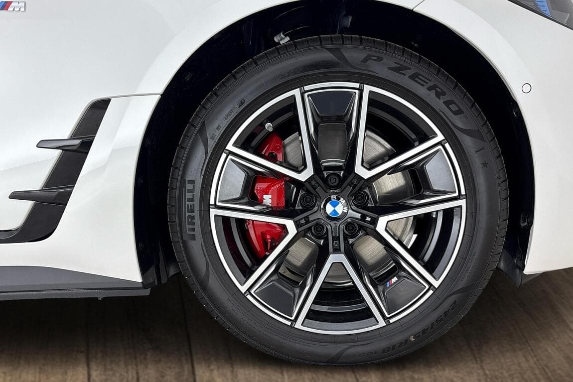 2025 BMW i4 - 5