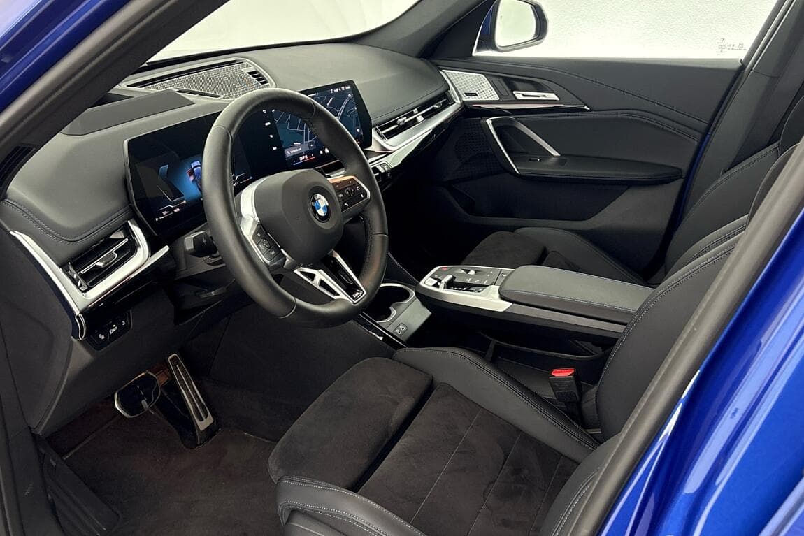 2025 BMW X1 - 6