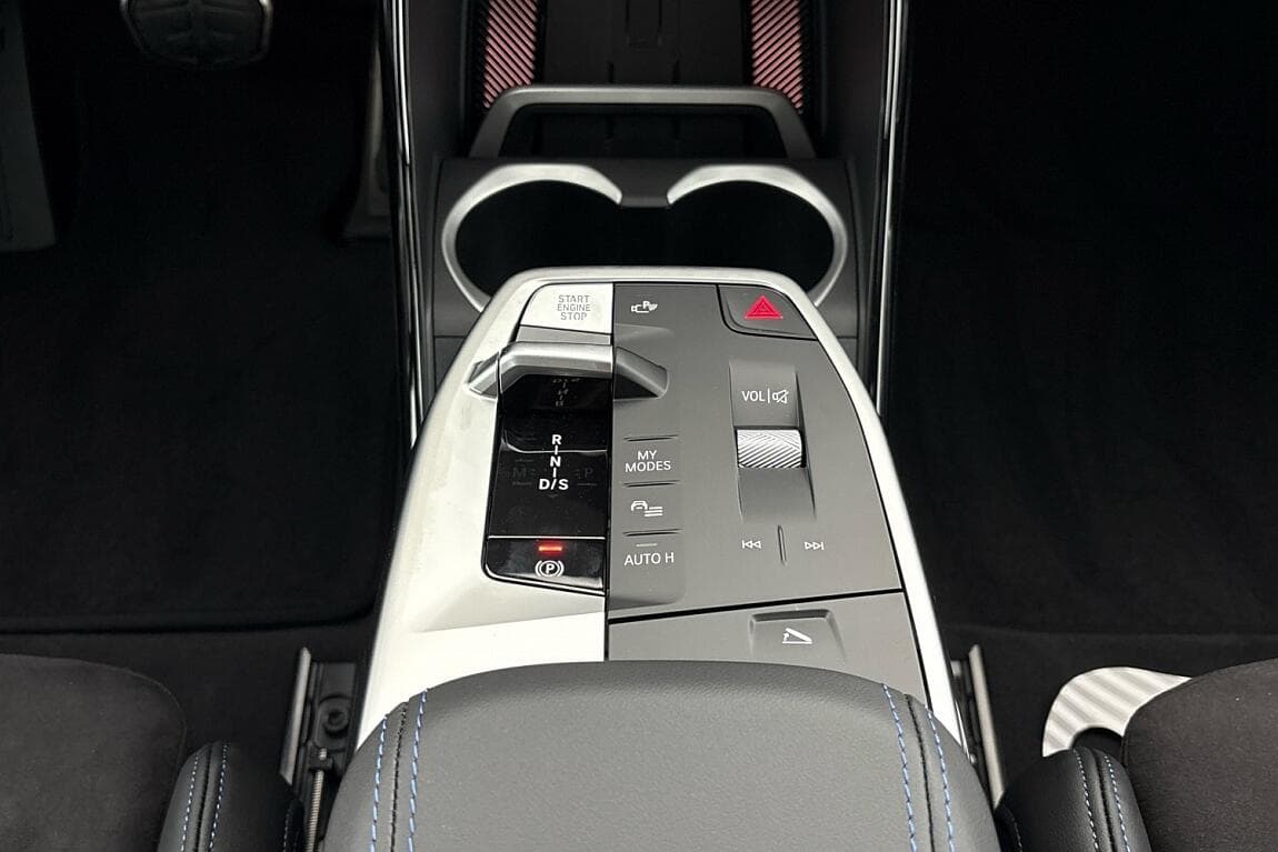 2025 BMW X1 - 10