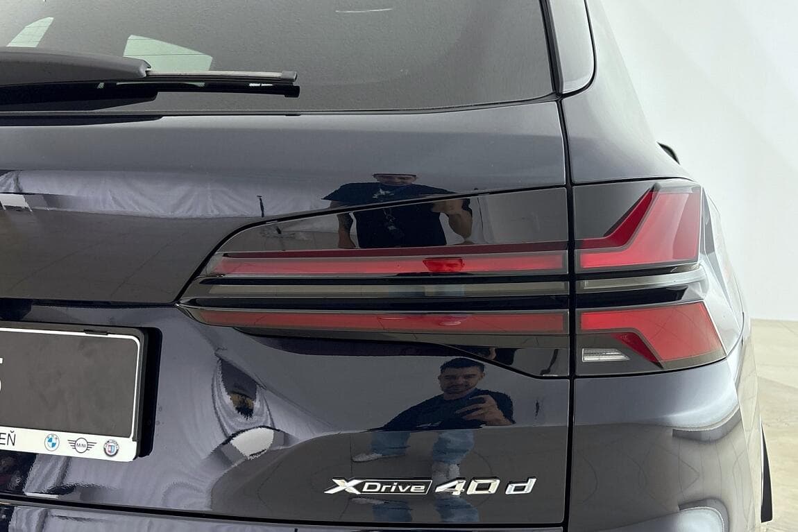 2025 BMW X5 - 4