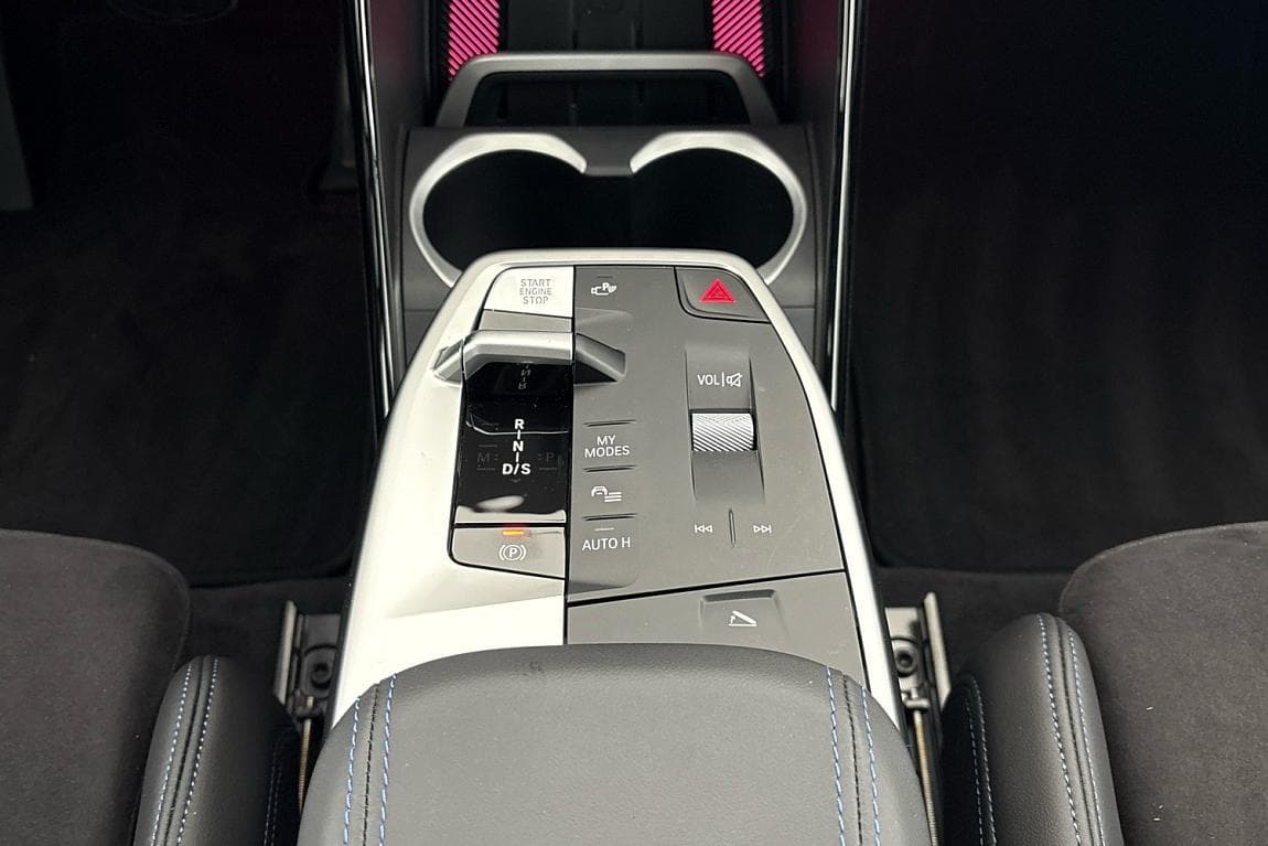 2025 BMW X1 - 10