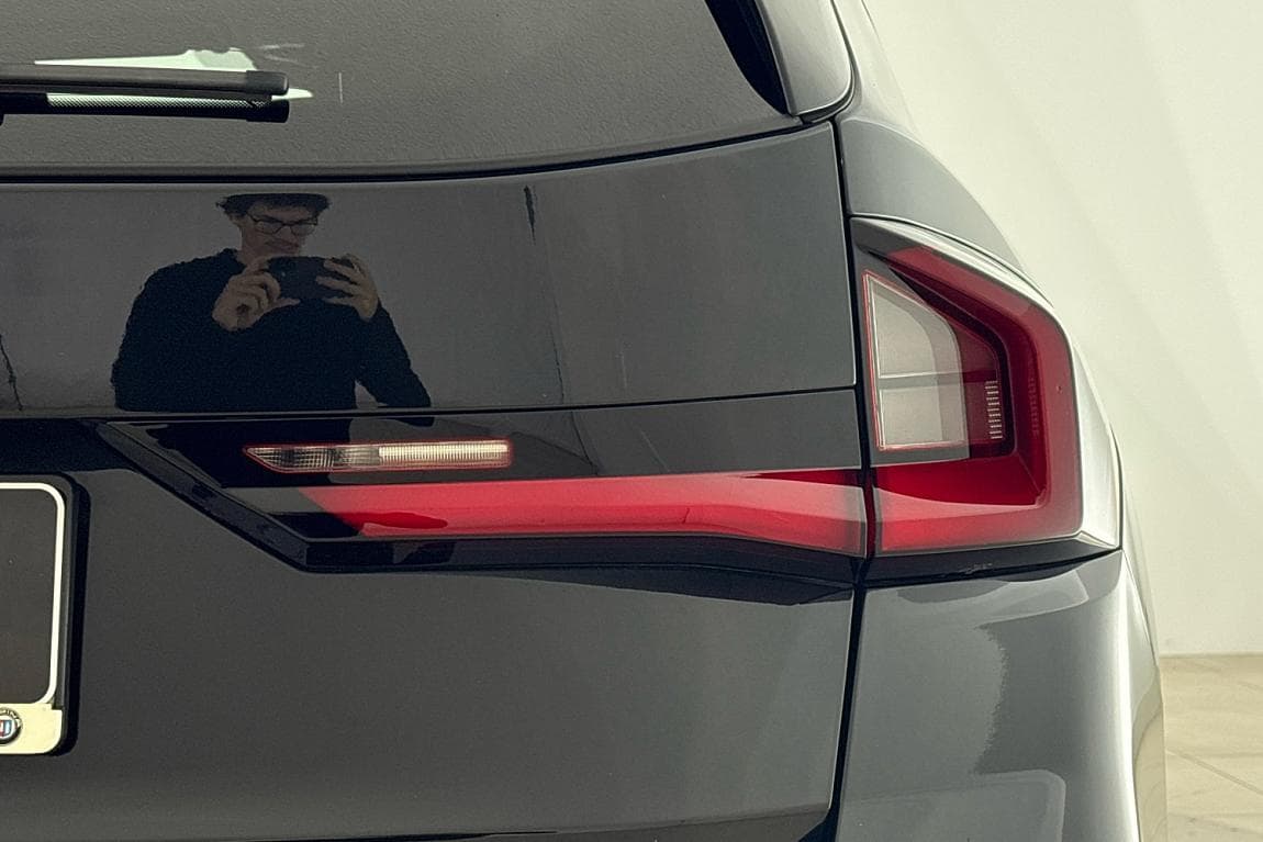 2025 BMW X1 - 4