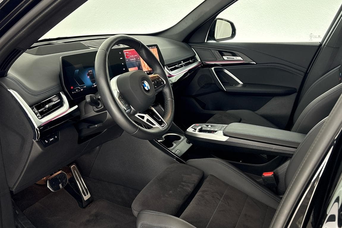 2025 BMW X1 - 6