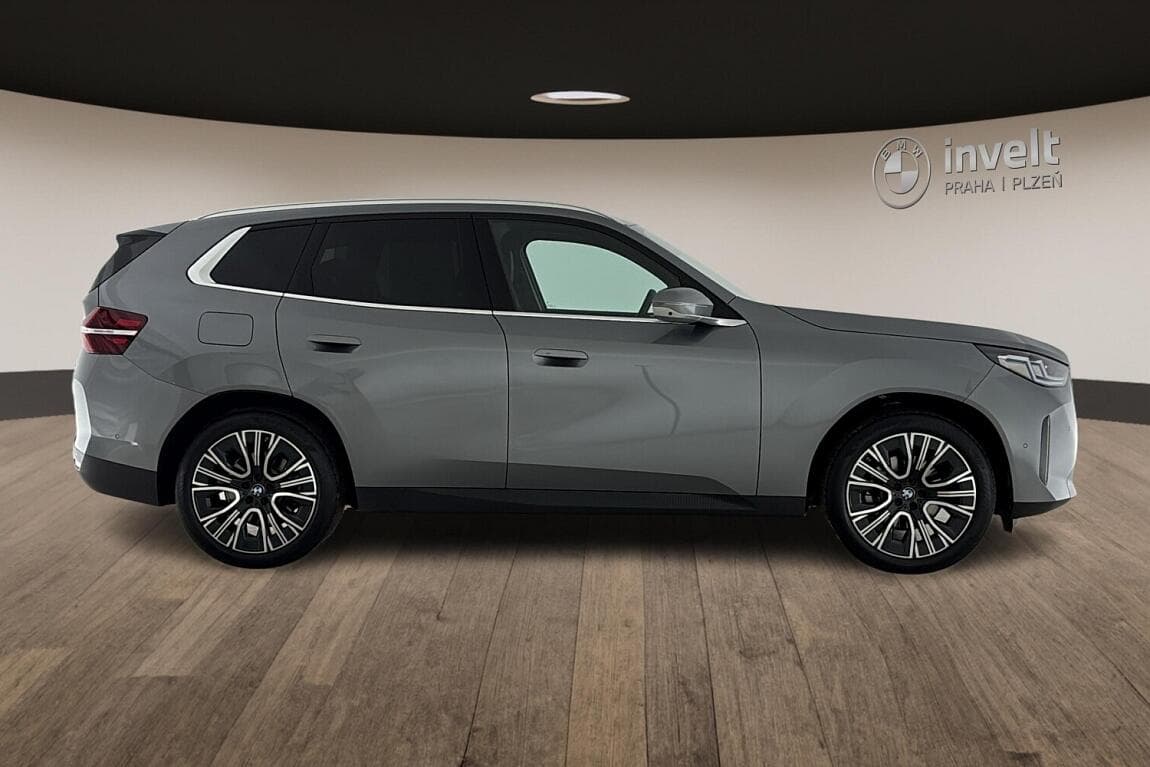 2025 BMW X3 - 2
