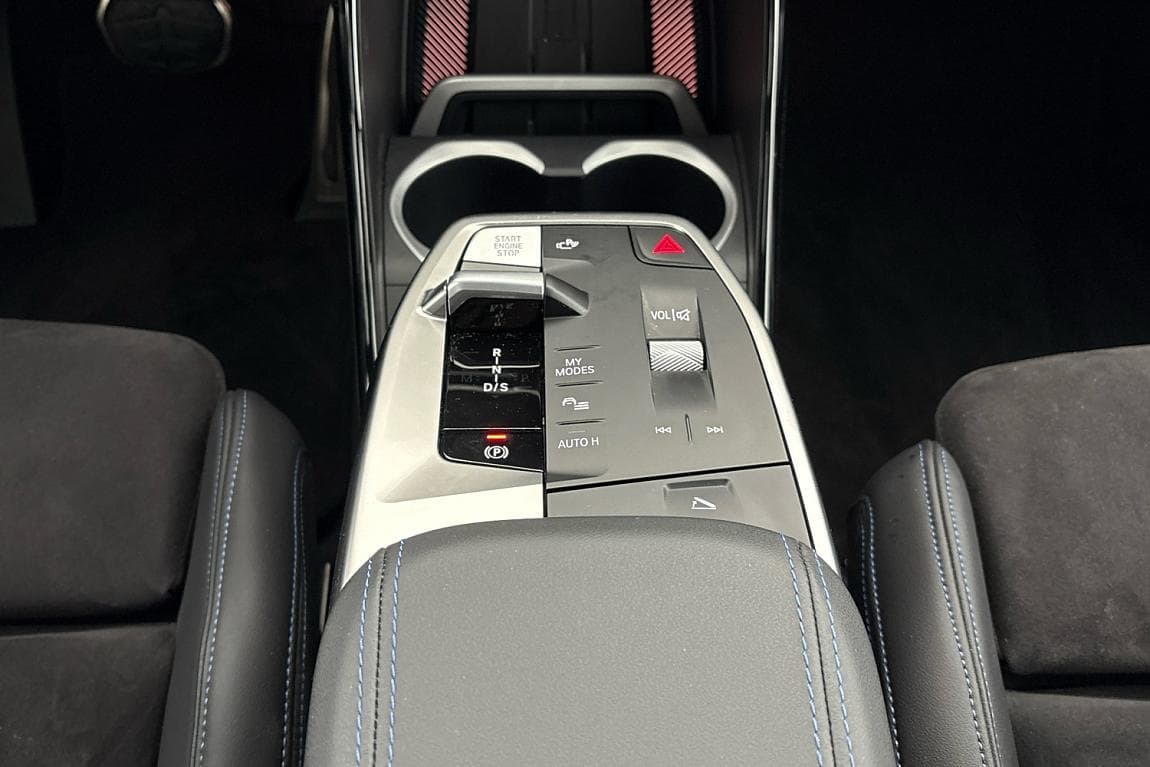 2025 BMW X1 - 10