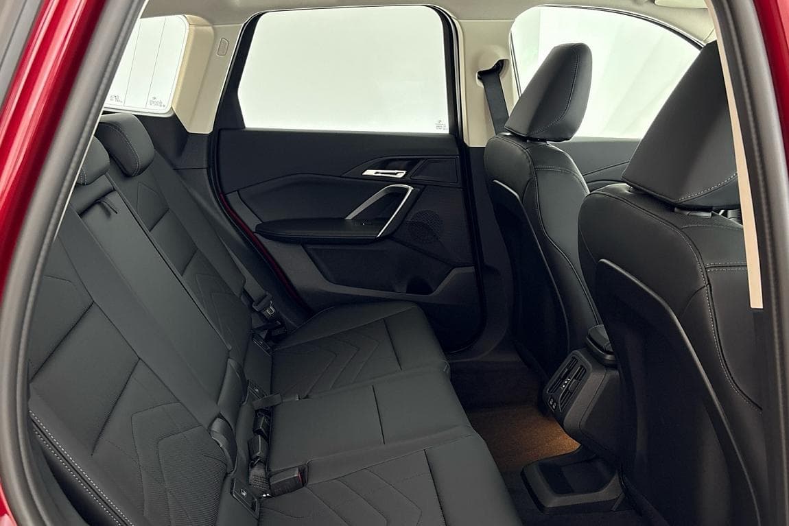 2025 BMW X1 - 11