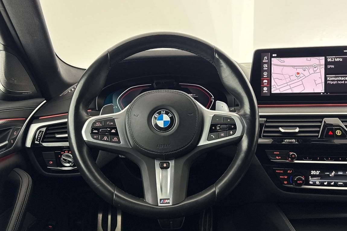 2022 BMW 5-Series - 8