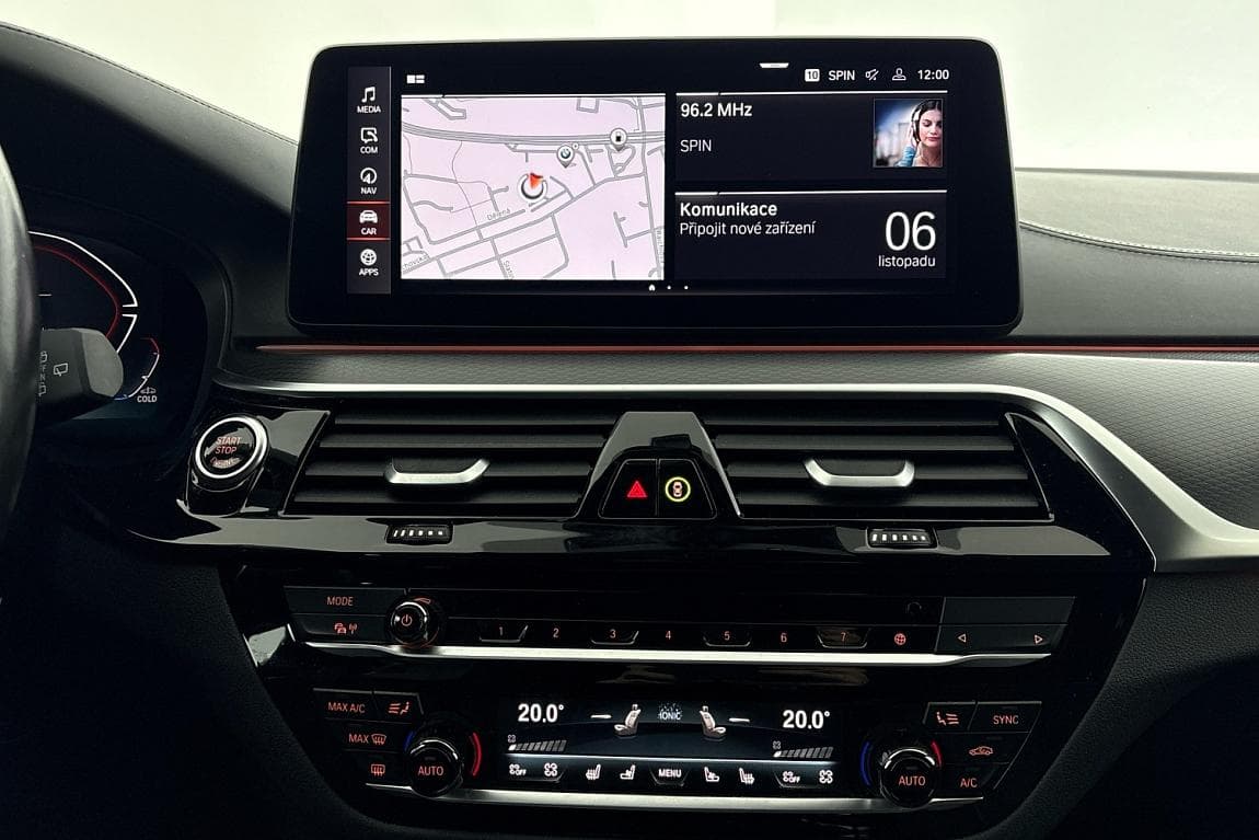 2022 BMW 5-Series - 9