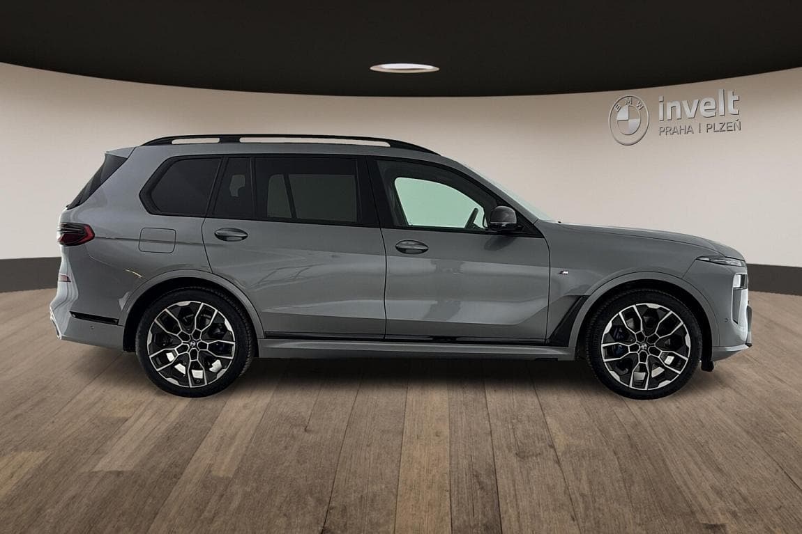 2024 BMW X7 - 2