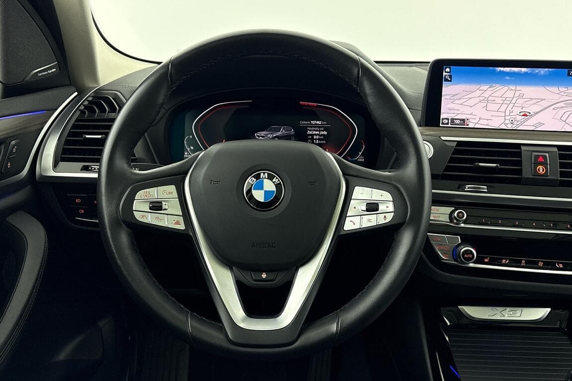 2021 BMW X3 - 8
