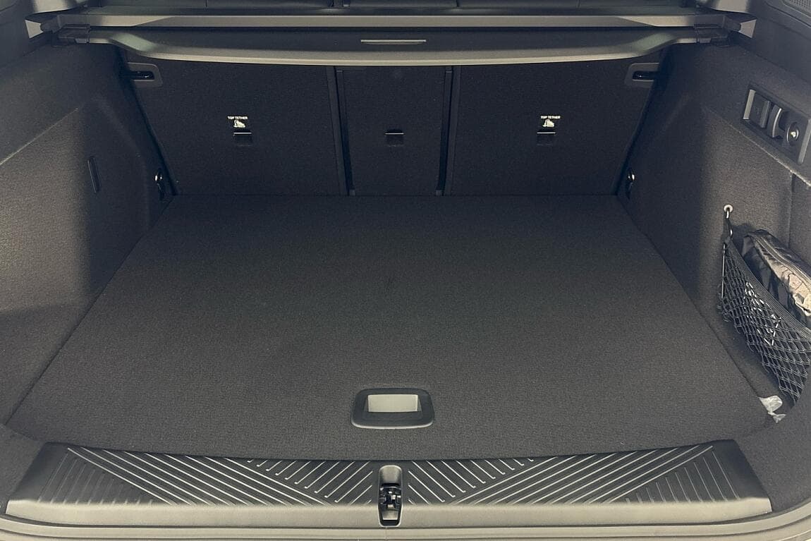 2025 BMW X3 - 12