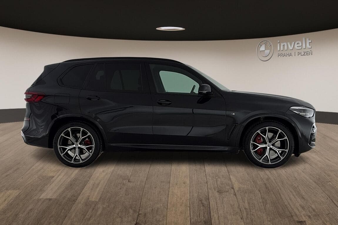 2022 BMW X5 - 2