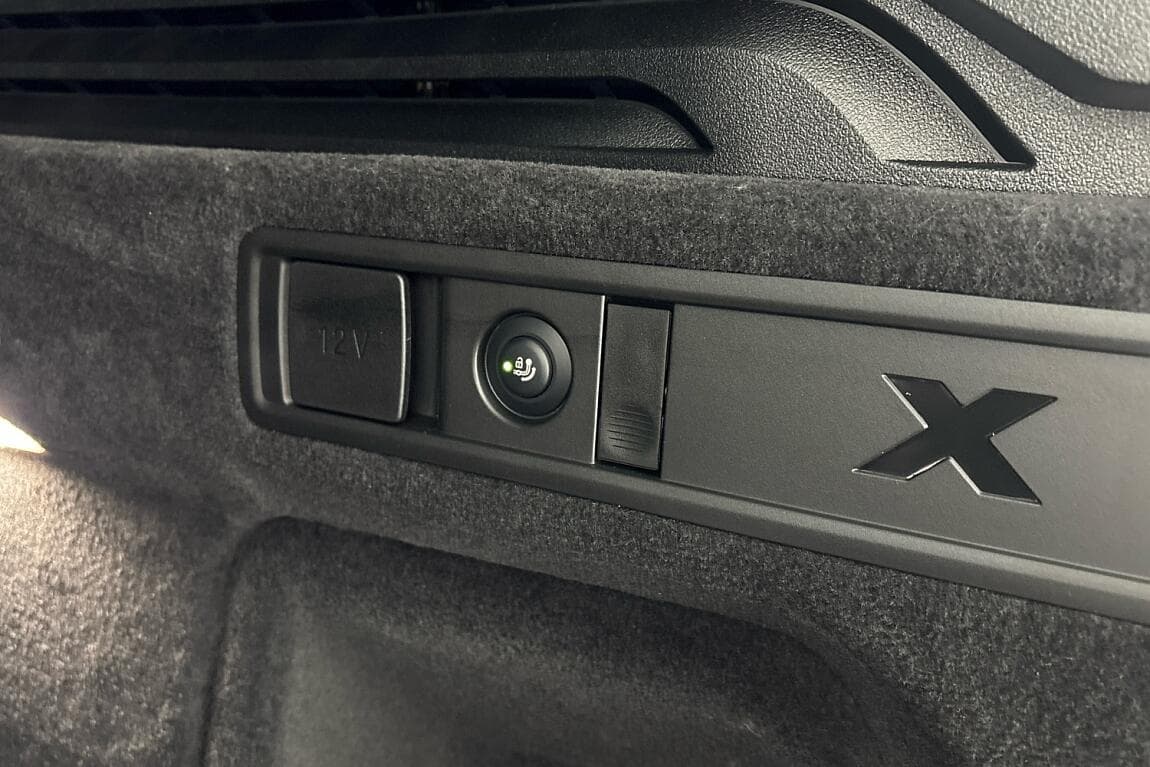 2025 BMW X5 - 11