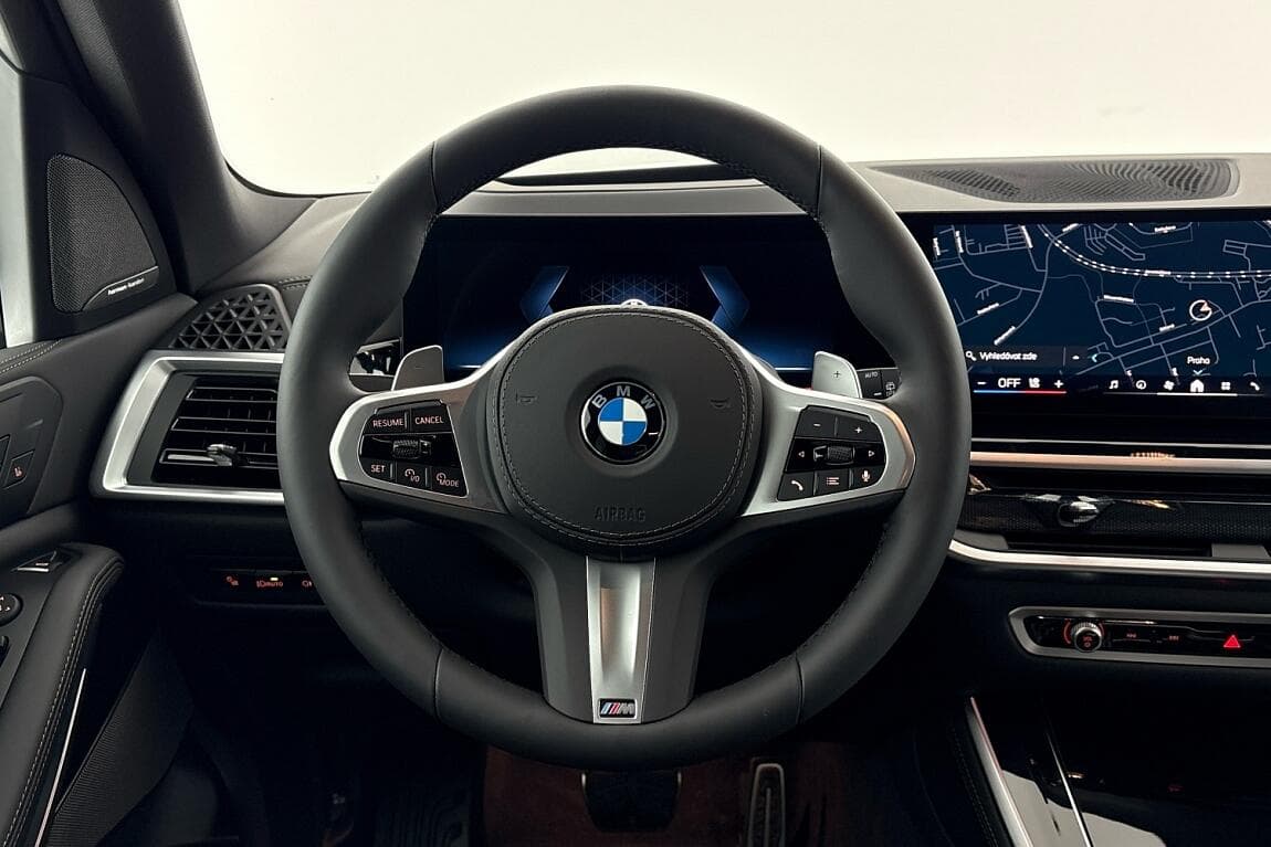 2025 BMW X5 - 8