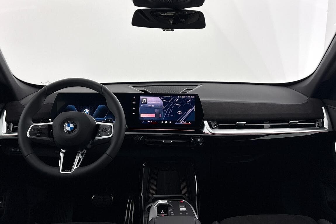2026 BMW X1 - 8