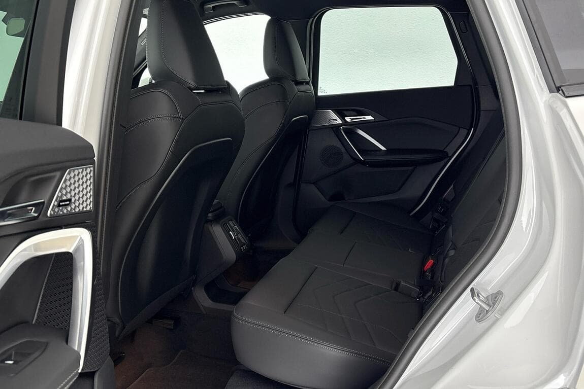 2025 BMW X1 - 8