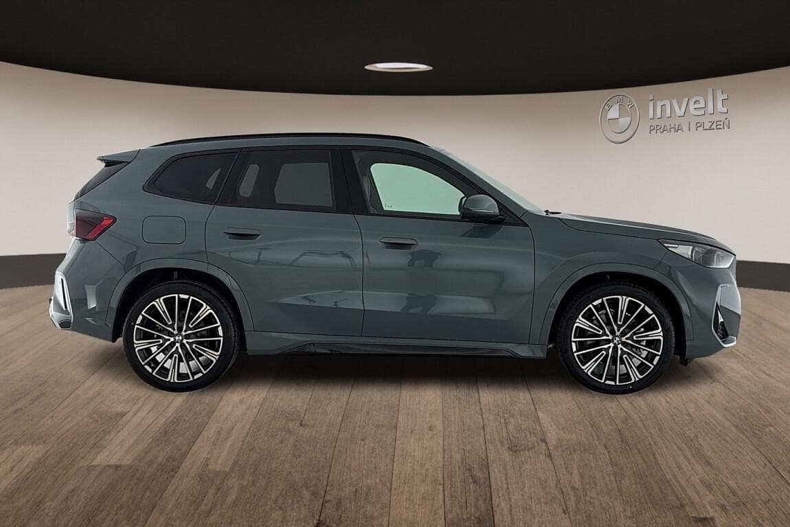2025 BMW X1 - 2