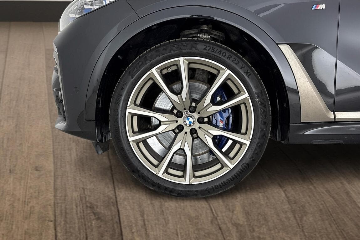 2021 BMW X7 - 6