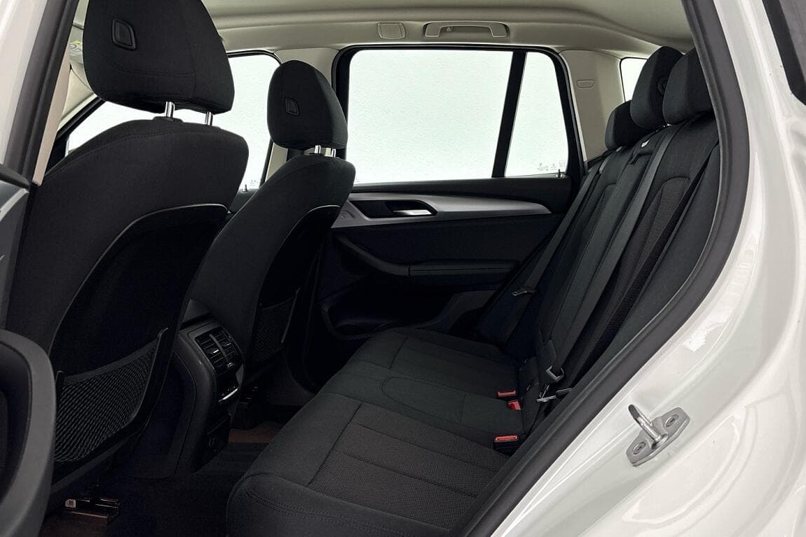 2018 BMW X3 - 8