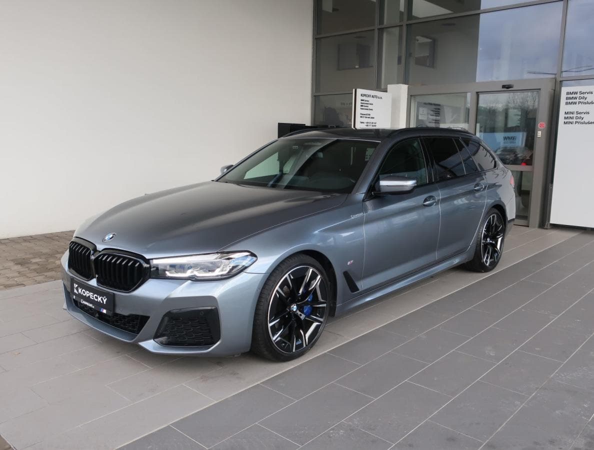 BMW Řada 5 530d xDrive Touring M Sport