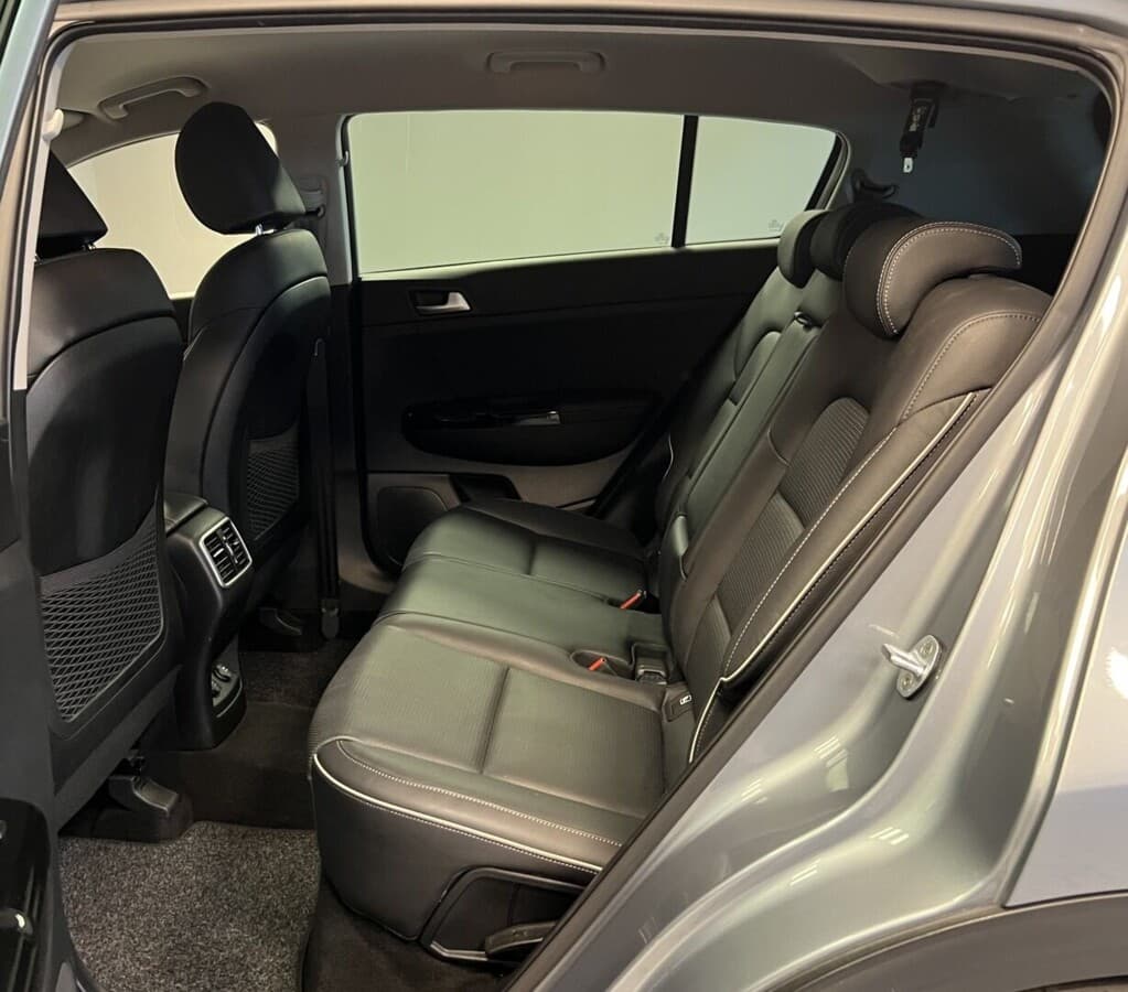 Kia Sportage - 11