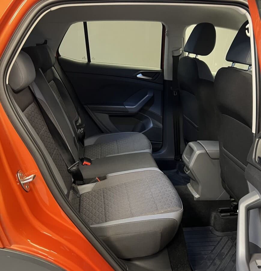 Volkswagen T-Cross - 12