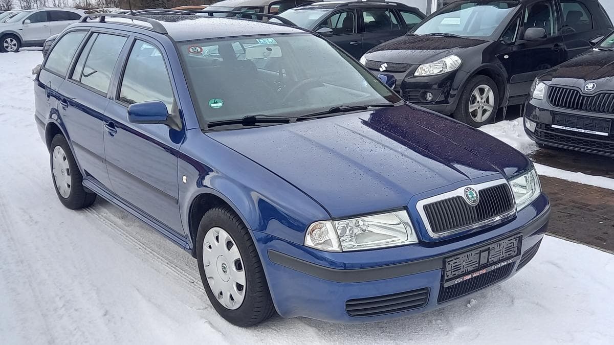 Škoda Octavia - 2