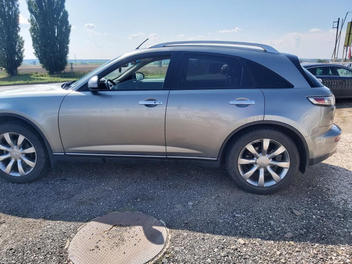 Infiniti Fx - 10