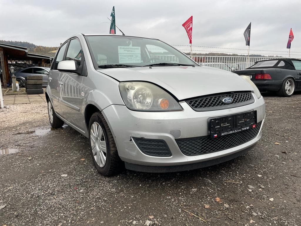 Ford Fiesta - 7