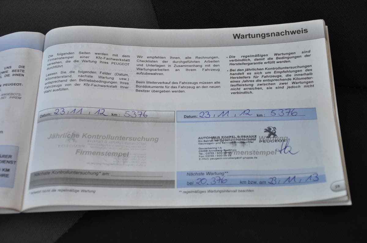 2011 Peugeot 107 - 12